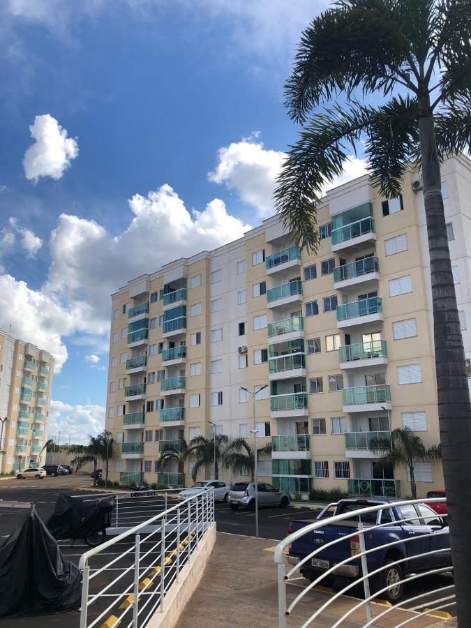 Apartamento Proximo Ao Parque E Aeroporto - Com Academia E Piscina Apartamento Uberlândia Exterior foto